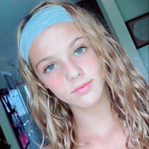 Meet your Posher, Carly